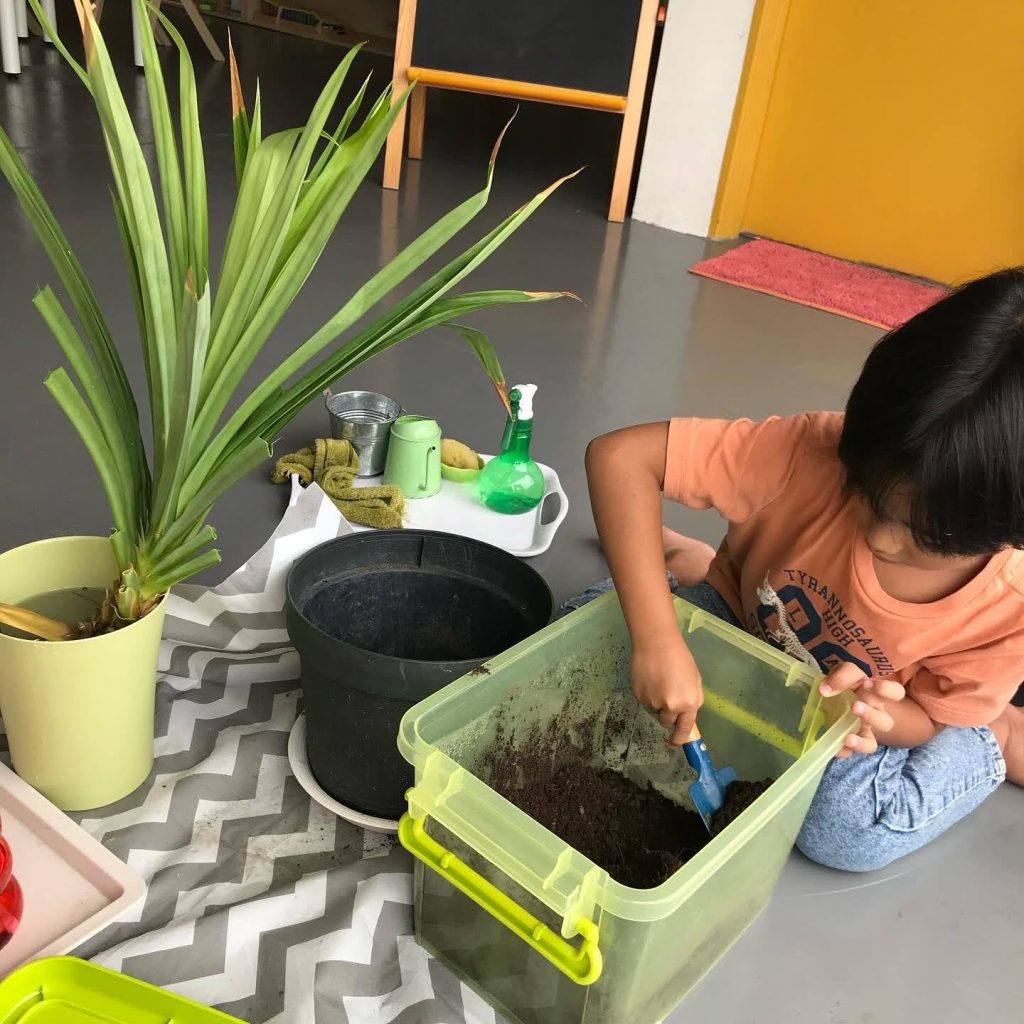 2659BE19-7F66-4A4F-8184-33DEFB938BE4